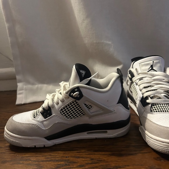 Jordan Air 4 Retro main image 4